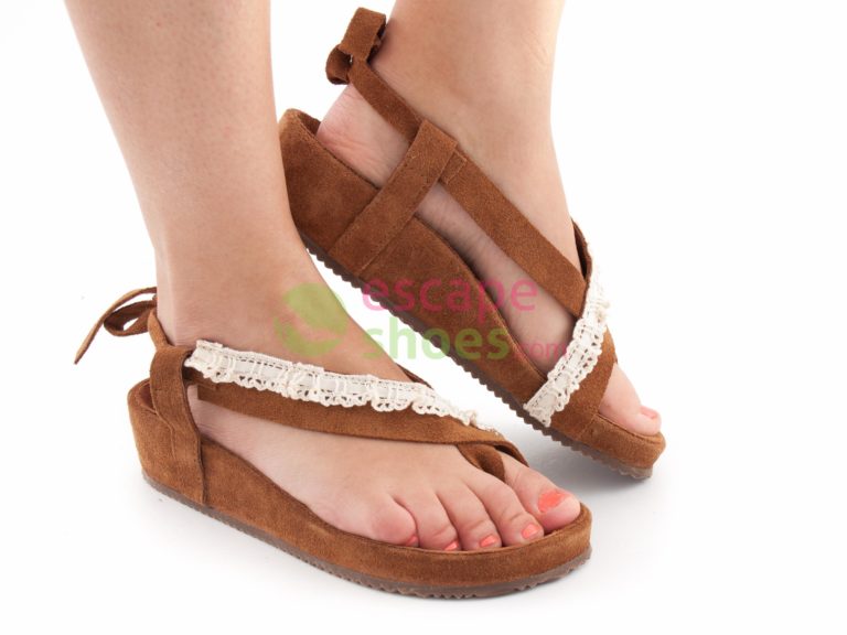 Sandalias XUZ Rasas com Renda Mel 40299-M