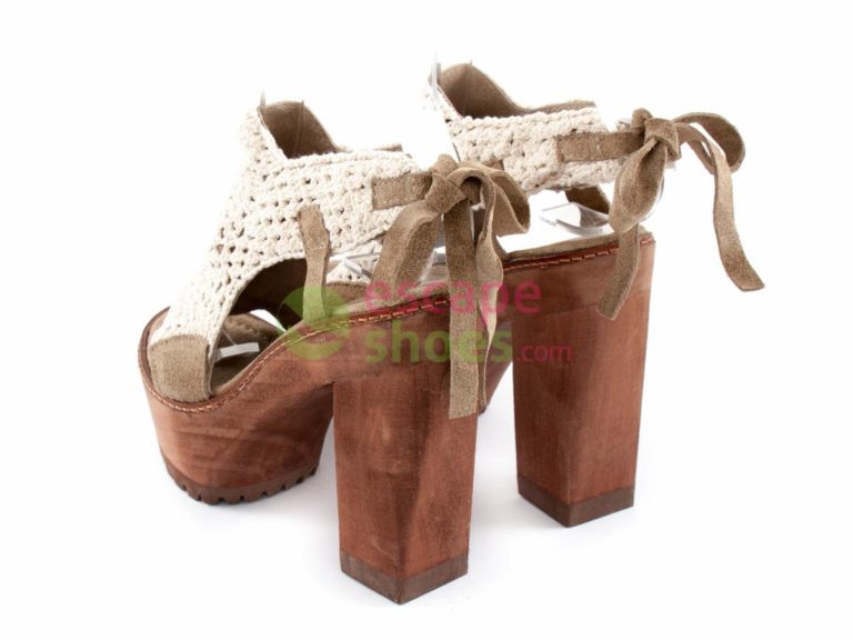 Sandalias XUZ Salto Alto Renda Bege 40269-B