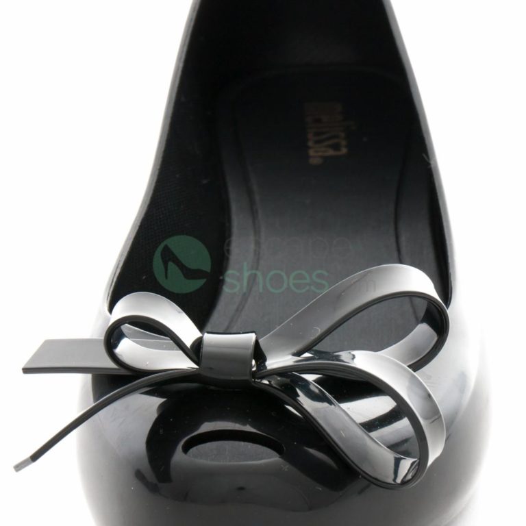 Sabrinas MELISSA Ultragirl Bow II Preto MW.16.110