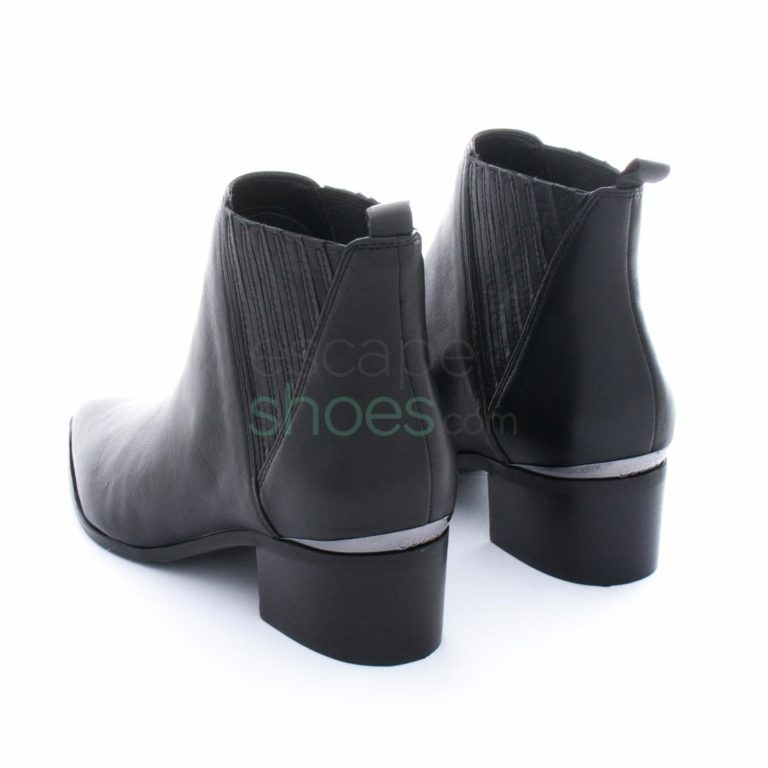 Botins GUESS Safarri Chelsea Black FLSAF4LEA09