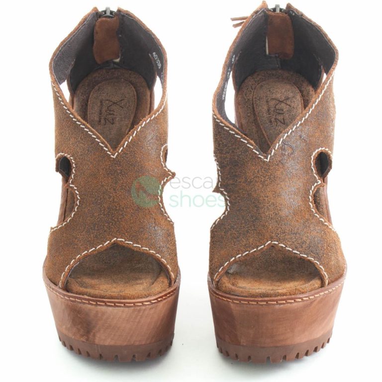 Sandalias XUZ Com Recortes Castanhas 40336-CS