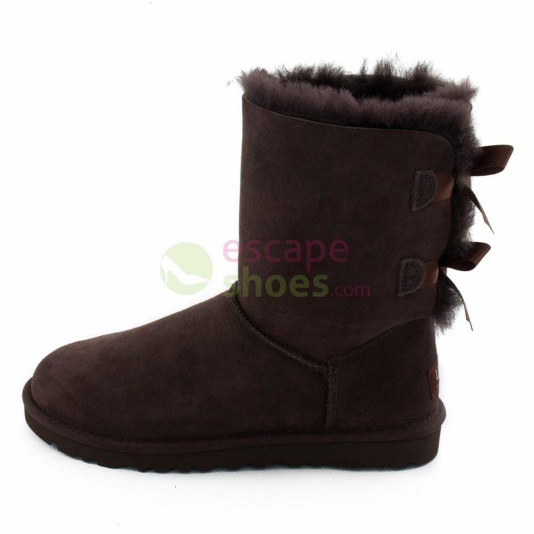 Chocolate brown outlet bailey bow uggs