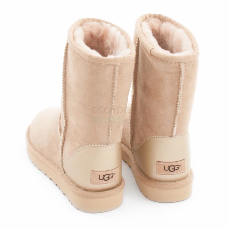 Ugg classic short outlet ii metallic