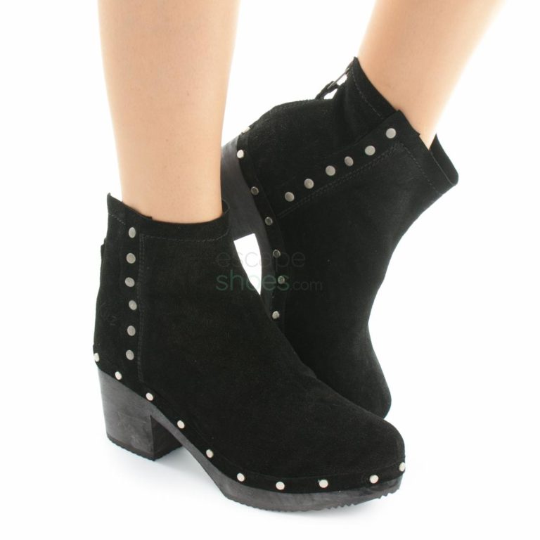 Botins XUZ Pretos com Tachas 25878-P