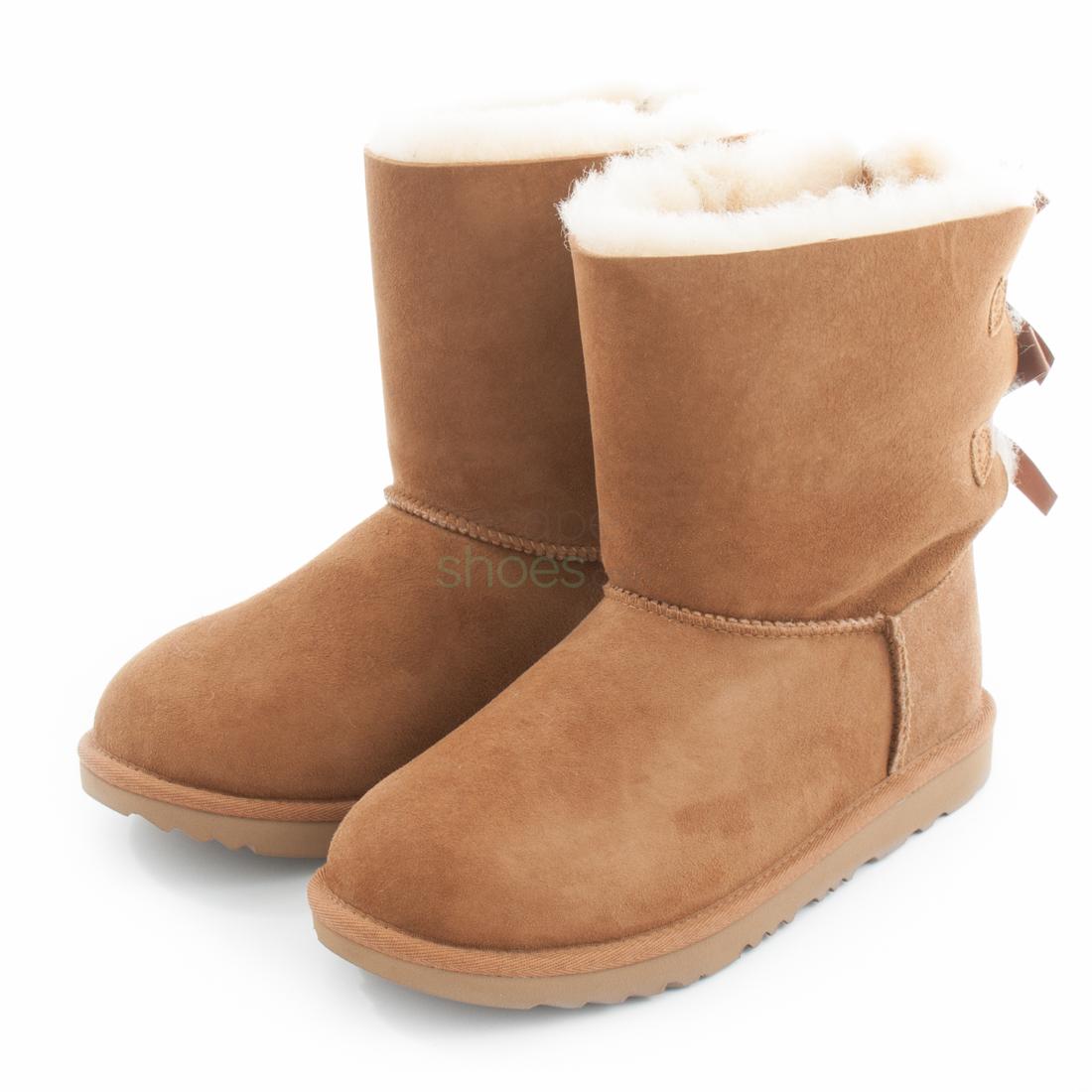 chestnut uggs with bows