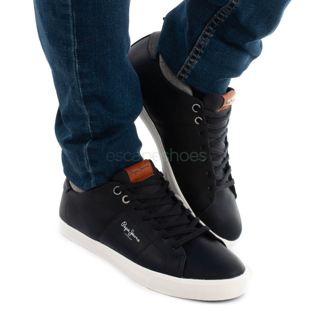navy sneakers with jeans