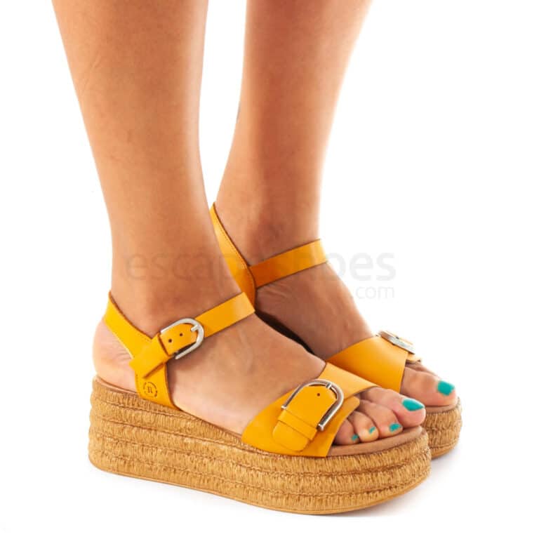 Sandals RUIKA Leather Yellow 63/4600