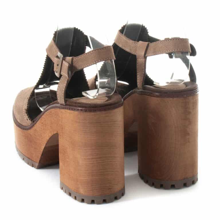 Sandals XUZ Salto Pop Perfurada Brown 40761