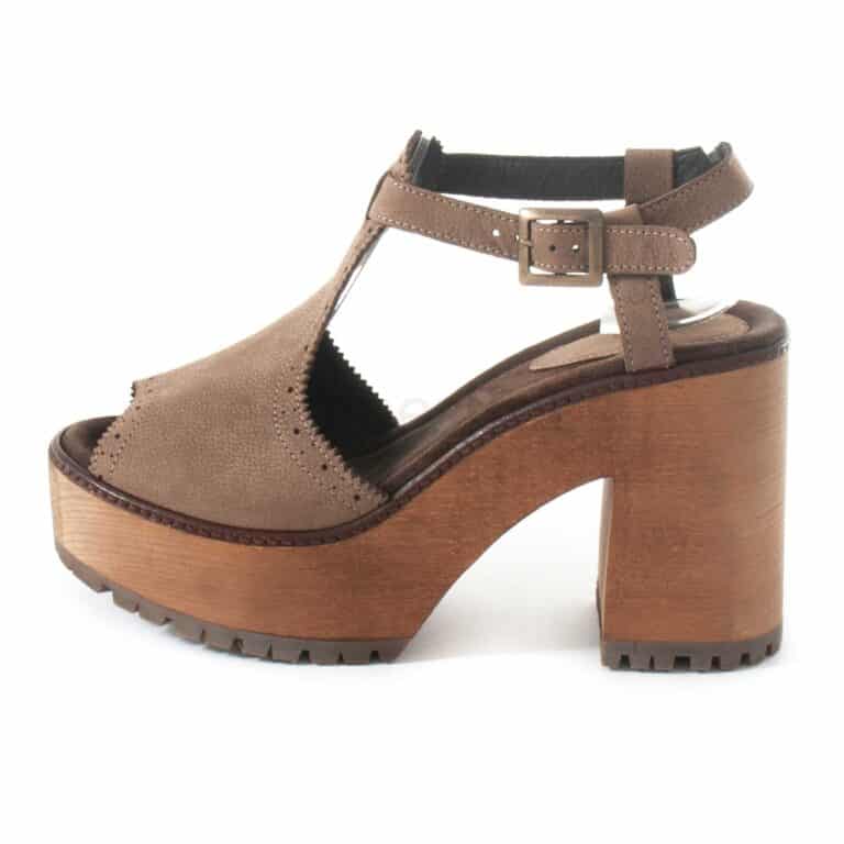 Sandals XUZ Salto Pop Perfurada Brown 40761