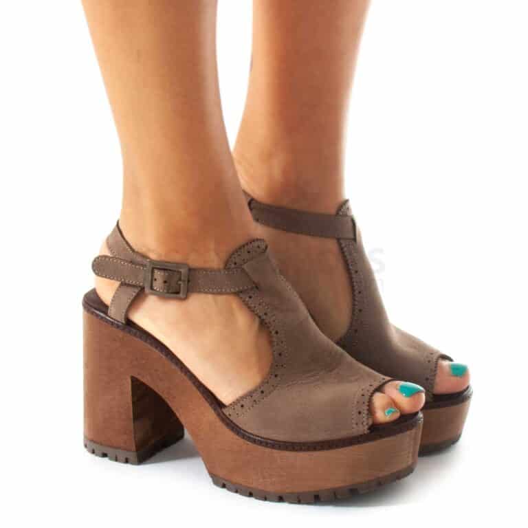 Sandals XUZ Salto Pop Perfurada Brown 40761